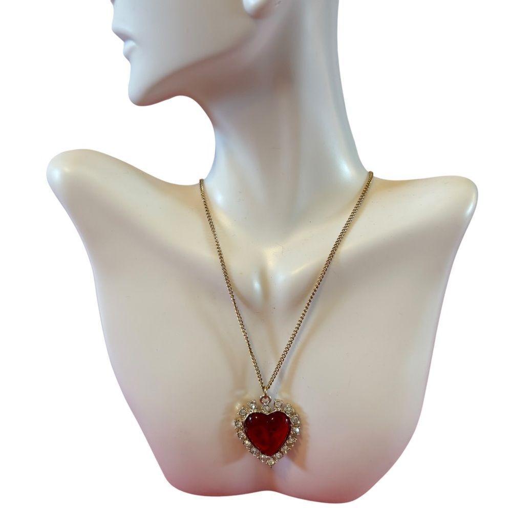 Beautiful Vintage Red Heart Pendant Necklace Outlined in Rhinestones.